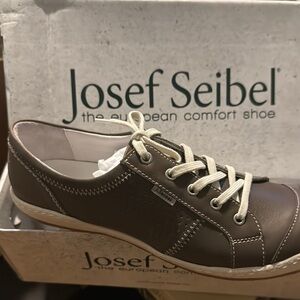 Josef Seibel women’s Brown Casual Shoes